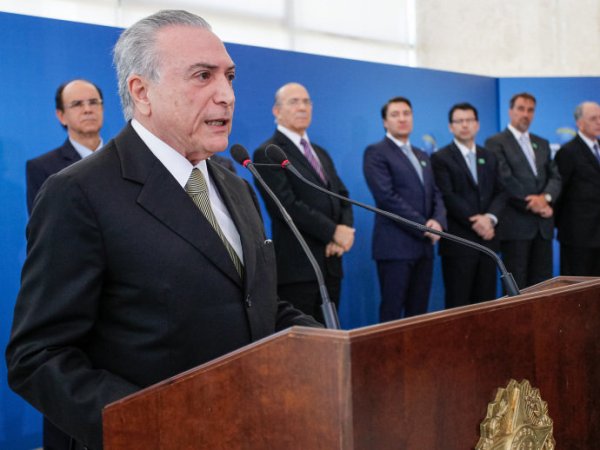 Presidente interino Michel Temer durante cerimônia de posse dos presidentes do BNDES, Banco do Brasil, Caixa Econômica Federal, da Petrobras e Ipea em Brasília (DF).