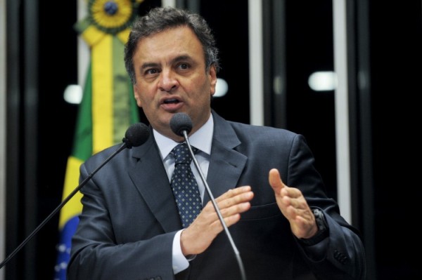 Aécio também disse que o “sentimento” no PSDB é de apoiar a cassação de Cunha.