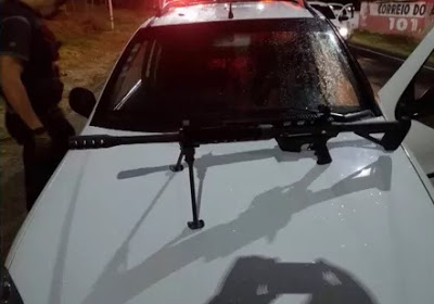 Fuzil calibre ponto 50, que derruba aeronaves e de uso exclusivo das Forças Armadas, foi apreendido pela Polícia Militar da Paraíba
