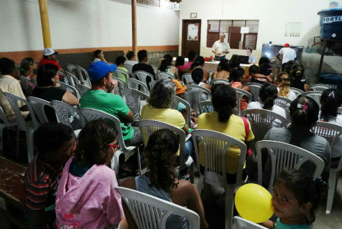 a audiência aconteceu na Escola Municipal Trindade Campelo, no Bairro Silvio Bezerra.