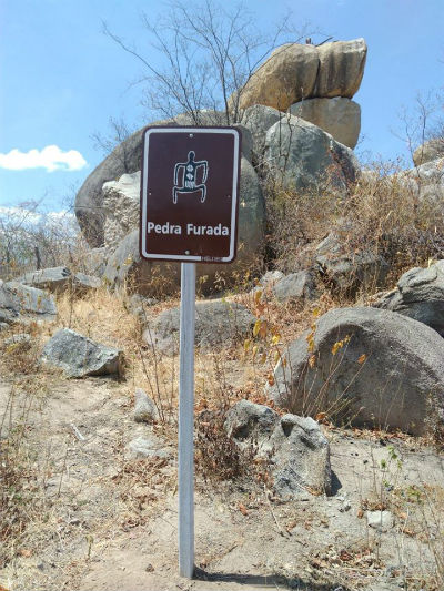 Pedra Furada, um dos pontos turísticos sinalizados