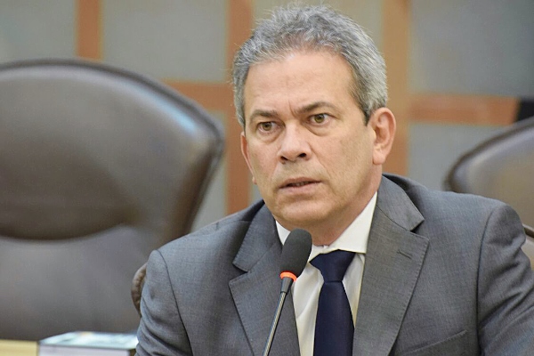 Hermano apresentou Voto de Congratulações ao MPE. Foto: João Gilberto