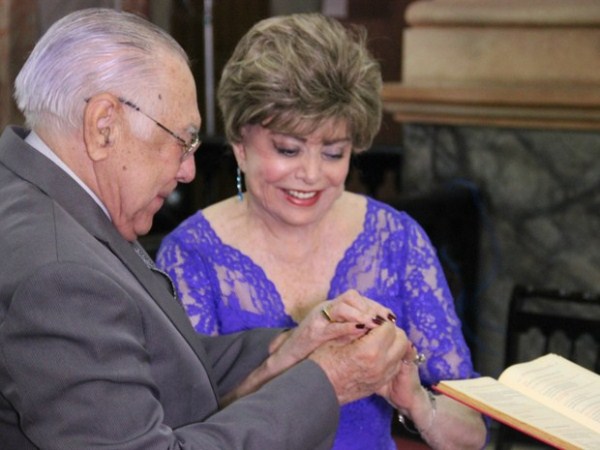 Casal esperou 60 anos para casar no religioso (Foto: Suelen Gonçalves/ G1 AM)